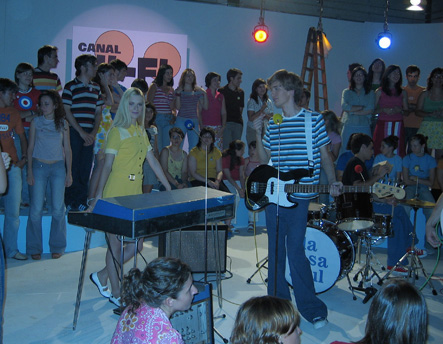 noticia_Como un fan enl nuevo video de la casa azul_00000249