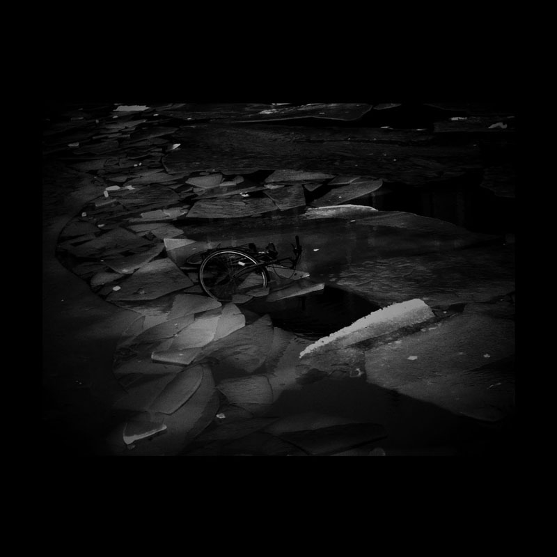 noticia_Trembling Blue Stars Correspondence EP Una despedidad siempre resulta algo triste_00000586