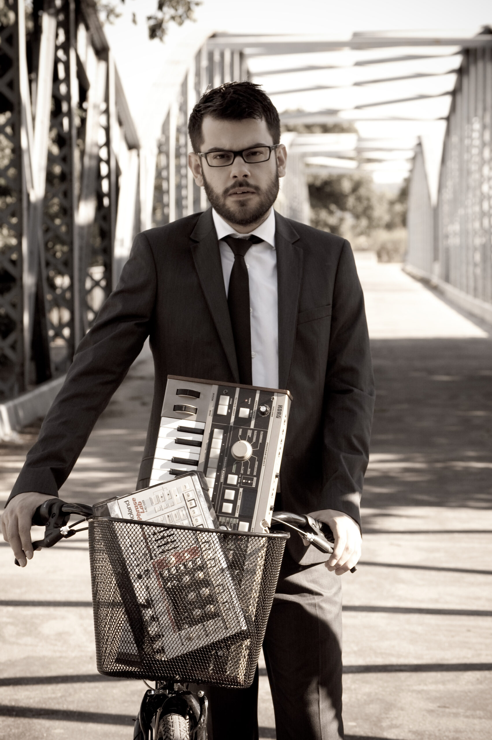 Imagen destacada de grupo: Ultranol