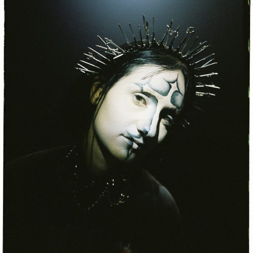 Imagen: AXOLOTES MEXICANOS FOTO PROMO ROSAS Y ESPINAS