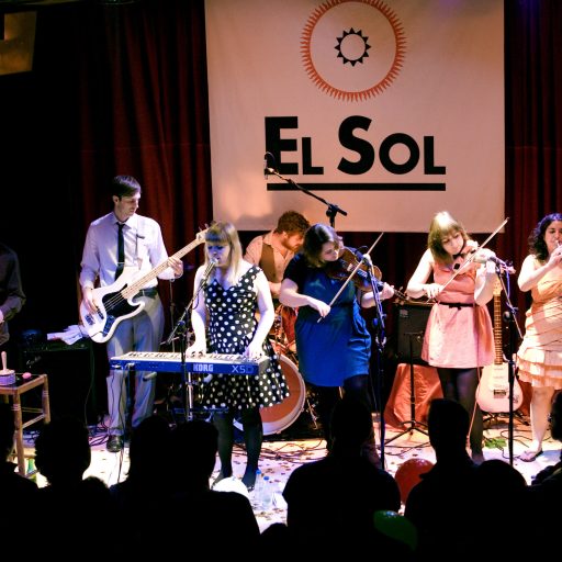 Imagen: Cola Jet Set [Fiesta Elefant, Sala El Sol, Madrid]