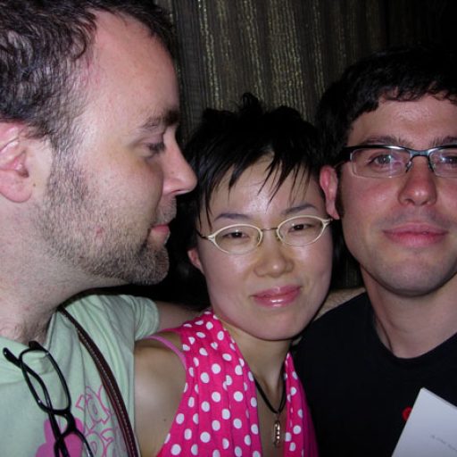 Imagen: Coraz?n [Carlos y Nando con una amiga, Korea]