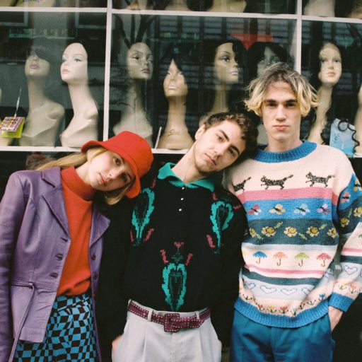 Imagen: COUR DE RECRE FOTO