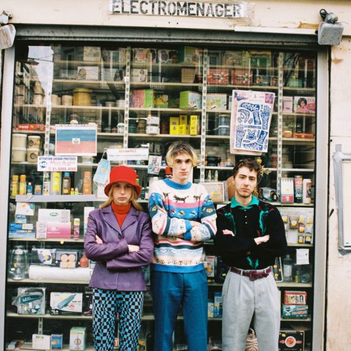 Imagen: COUR DE RECRE FOTO