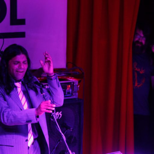 Imagen: FOTO LIVE 11 SALA SOL PRESENTACION FIESTA 01