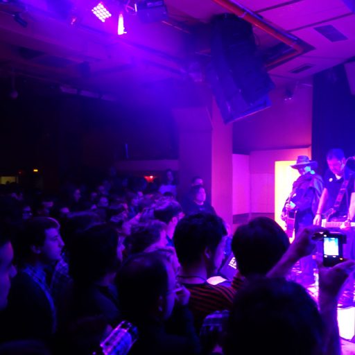 Imagen: FOTO LIVE 13 SALA SOL DICHOSOS 90 04