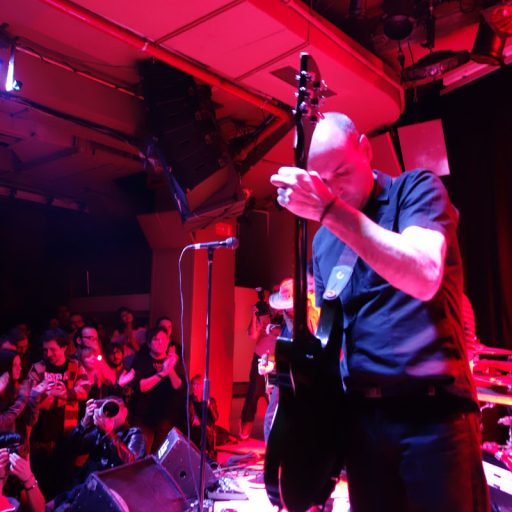 Imagen: FOTO LIVE 13 SALA SOL DICHOSOS 90 06