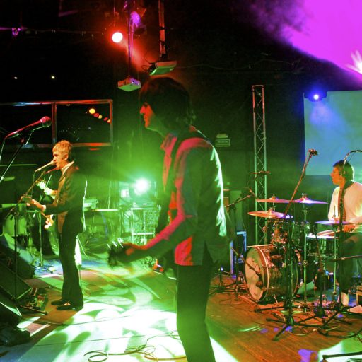 Imagen: FOTO LIVE 2012 OCHO Y MEDIO 02