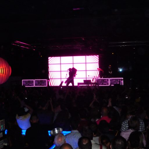 Imagen: FOTO LIVE 2012 VALENCIA POLINESIA 01