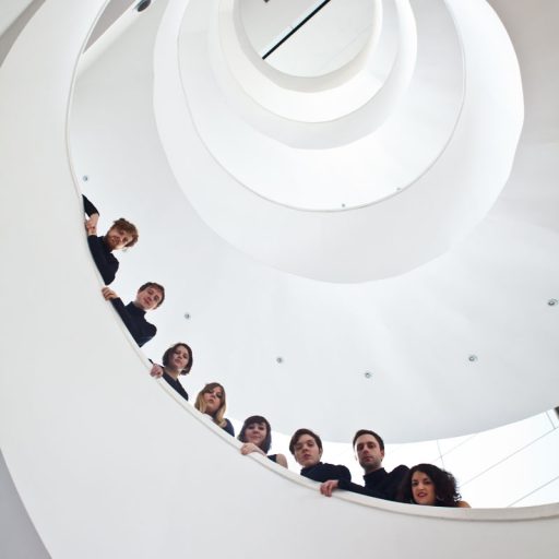 Imagen: FOTO PROMO READING TOO MUCH 03