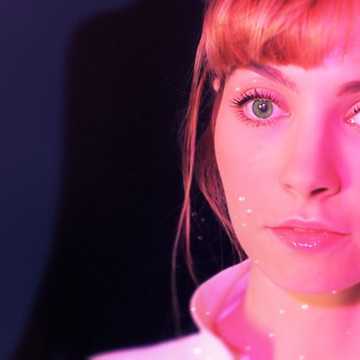 Imagen: FOTOGRAMA VIDEO LA FIESTA UNIVERSAL 09