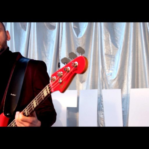 Imagen: FOTOGRAMA VIDEO TURN OFF THE MOON 03