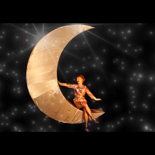 Imagen: FOTOGRAMA VIDEO TURN OFF THE MOON 05