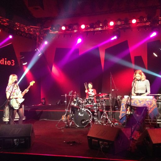 Imagen: IKO FOTO RADIO 3 8