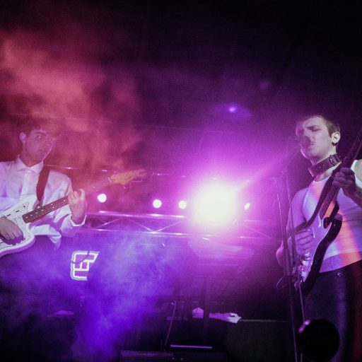 Imagen: INTERROGACION AMOR LIVE