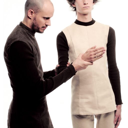 Imagen: La Casa Azul [Guille Milkyway programando a David]