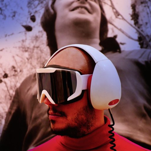 Imagen: LA CASA AZUL NINO BRAVO FOTO 6