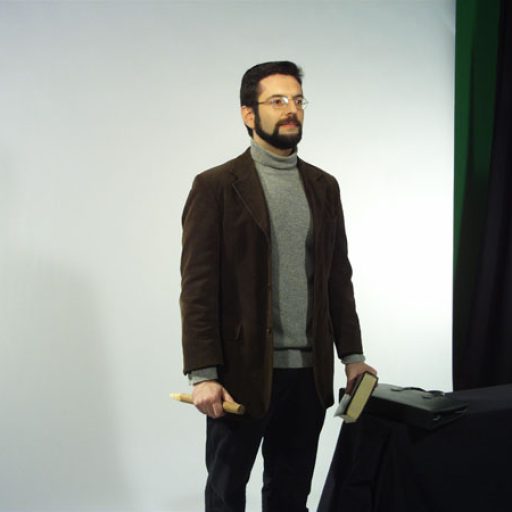 Imagen: La Monja Enana [Videoclip Trucos de sal?n, Juan]