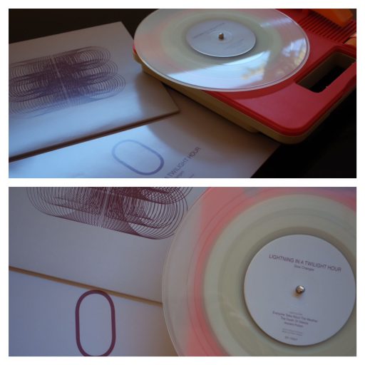 Imagen: LIGHTNING IN A TWILIGHT HOUR VINILO 1