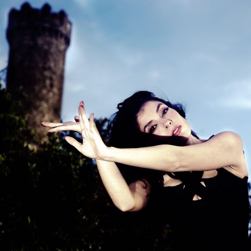 Imagen: SOLEA MORENTE PORTADA AZALEA