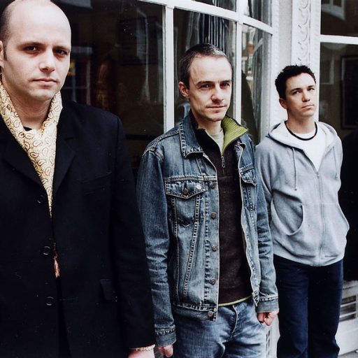 Imagen: Trembling Blue Stars